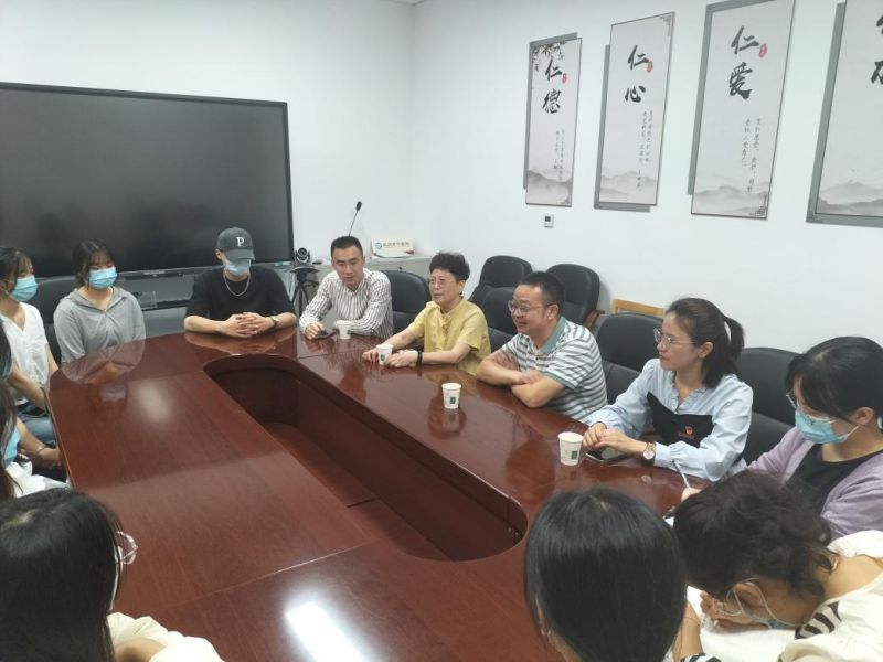 主题教育丨关心关爱，助力成长