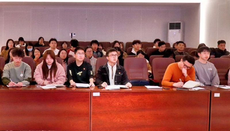 剖析问题促提升 凝聚共识启新程——商学院党支部召开2024年度组织生活会