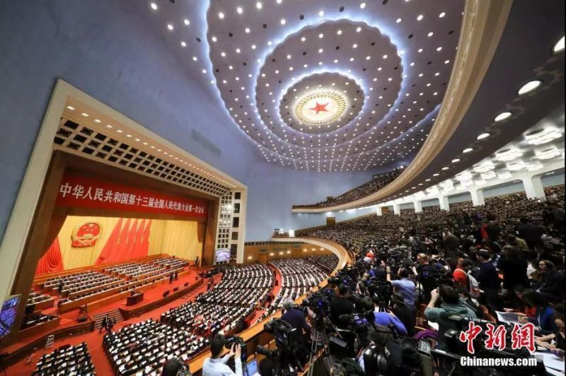 不到800字！政府工作报告极简版来了