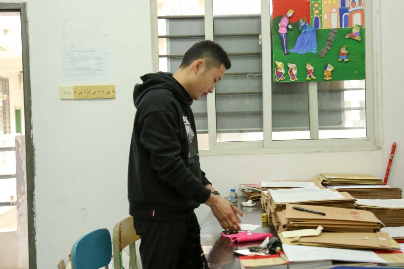 “雷锋日”清扫活动