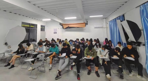 摄影学院开展“学党史·守初心”主题党史知识竞赛