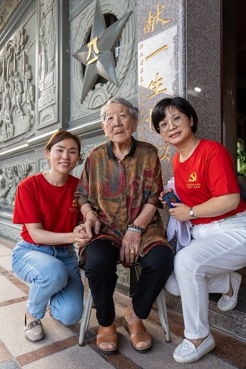 泉州华光职业学院开展主题党日活动庆祝中国共产党成立101周年